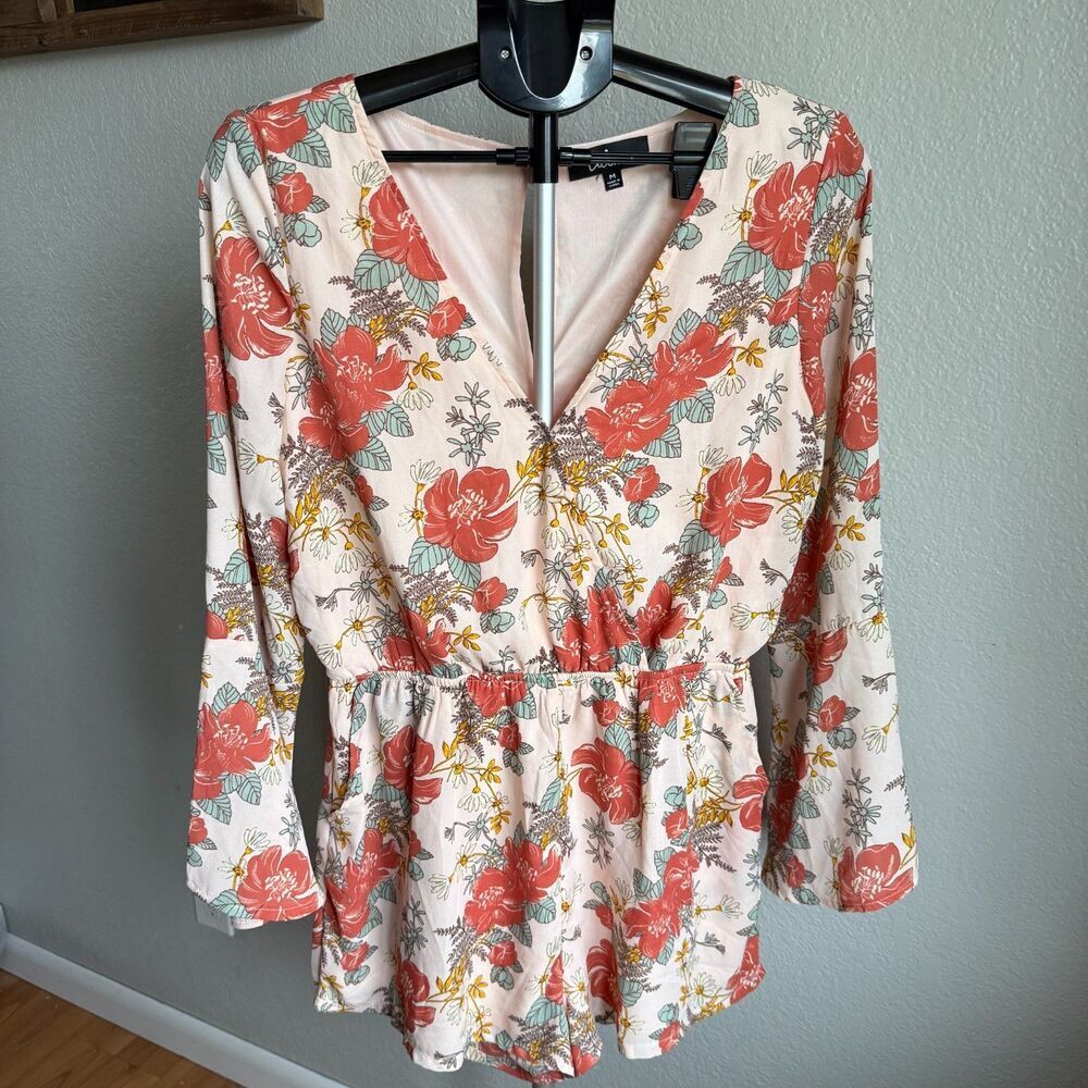 Lulu’s Always Thriving Blush Pink Floral Print Bell Sleeve Romper Coral Size M - Picture 2 of 5